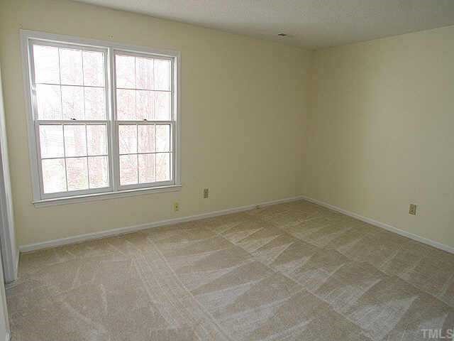 110 Wythe Circle Raleigh, NC 27615 - Photo 7 of 10 Gallery Image 7