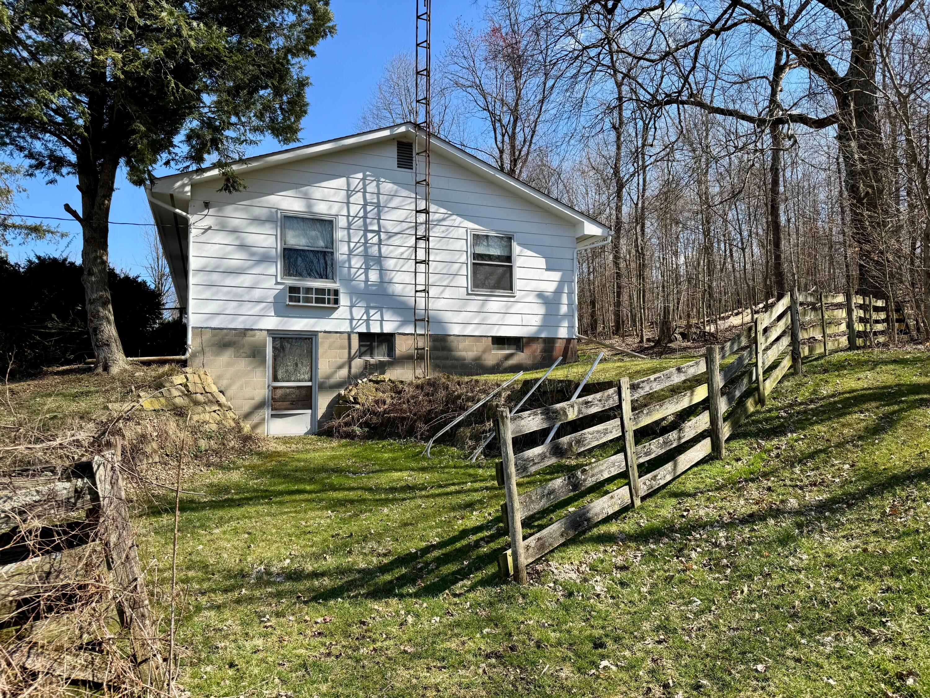 3090 Melick Road Utica, OH 43080 - Photo 34 of 36 IMG_0949
