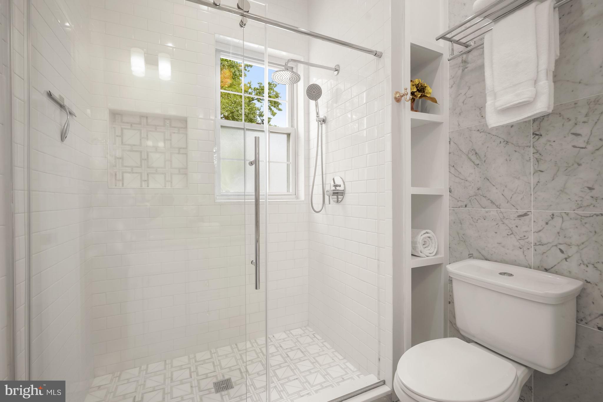 86 P Street Northwest Washington, DC 20001 - Photo 15 of 23 Primary En Suite Bath