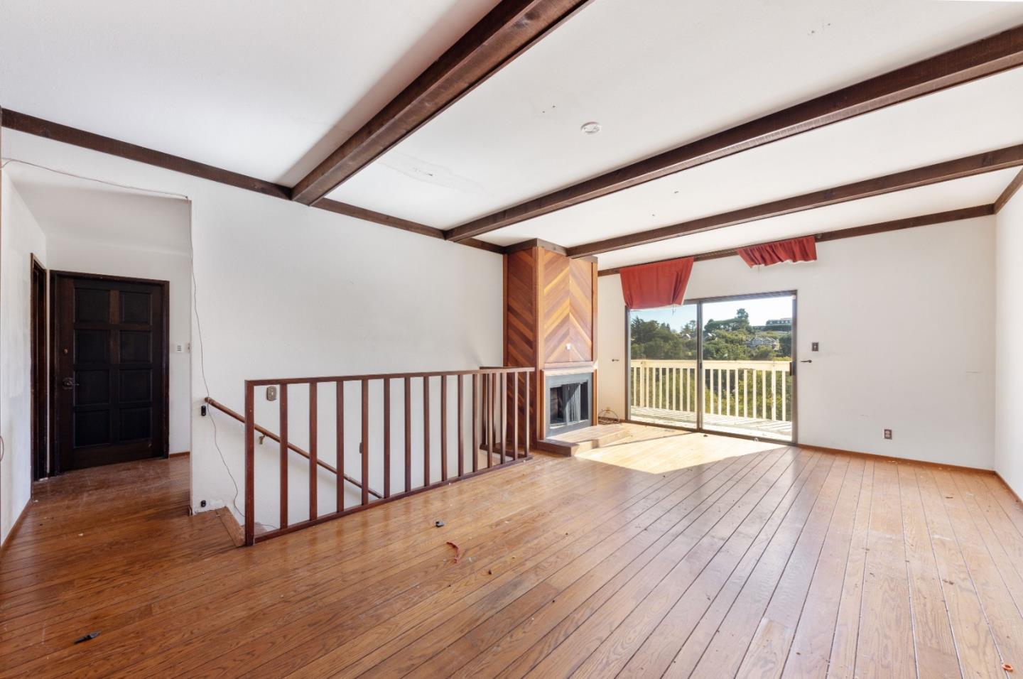 20 Pine Court Hillsborough, CA 94010 - Photo 3 of 14 a view of hallway with wooden floor