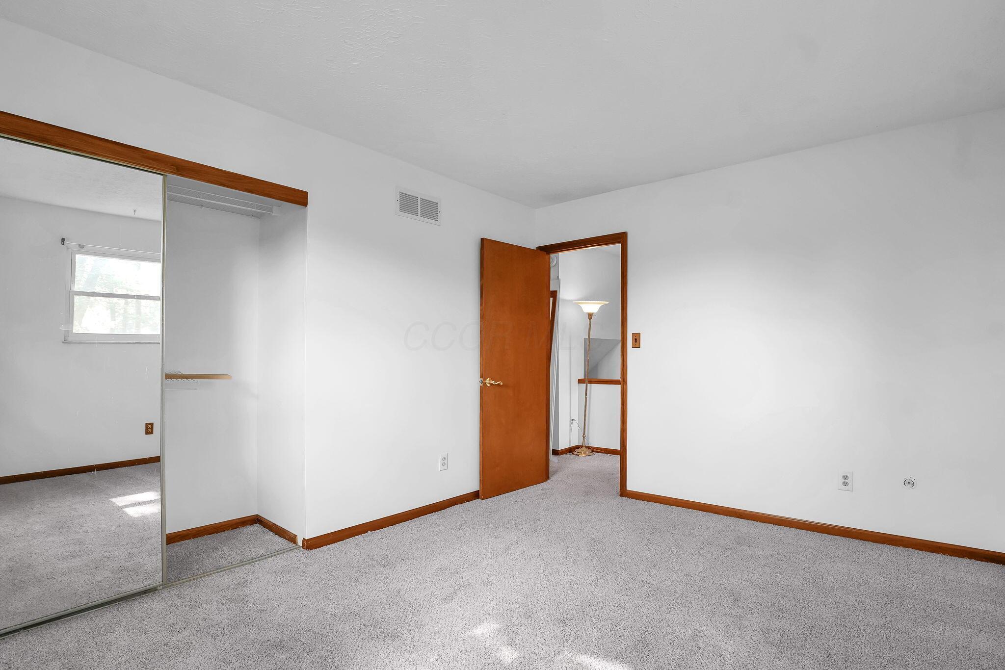 190 Inah Avenue Columbus, OH 43228 - Photo 28 of 38 22-web-or-mls-190-inah-ave
