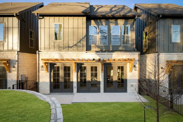 $775,000 | 3500 Pecan Springs Road, Unit 9, Austin, TX 78723