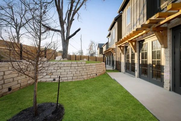 $775,000 | 3500 Pecan Springs Road, Unit 9, Austin, TX 78723