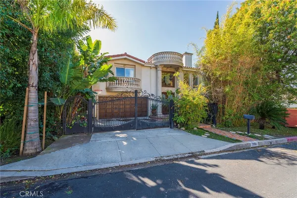 $18,000 | 3259 Malcolm Avenue, Los Angeles, CA 90034