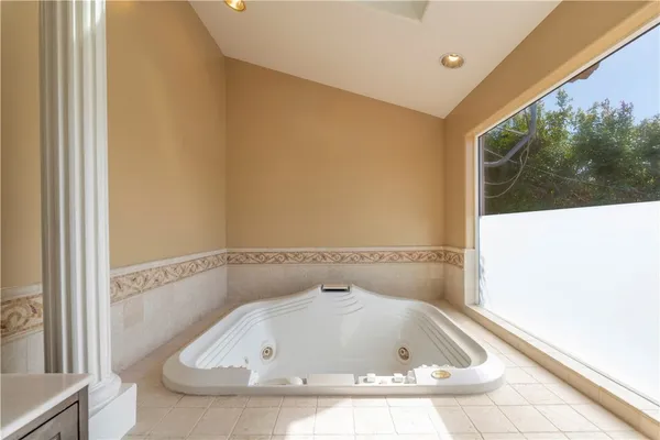 $18,000 | 3259 Malcolm Avenue, Los Angeles, CA 90034