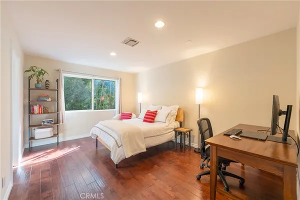 $18,000 | 3259 Malcolm Avenue, Los Angeles, CA 90034