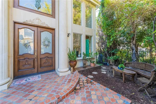 $18,000 | 3259 Malcolm Avenue, Los Angeles, CA 90034