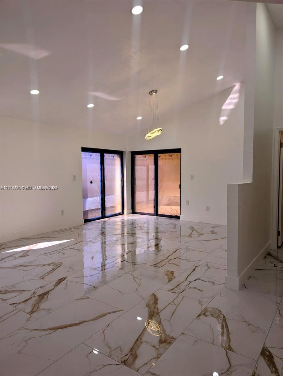 700 Southwest 113th Avenue Pembroke Pines, FL 33025 - Photo 22 of 27