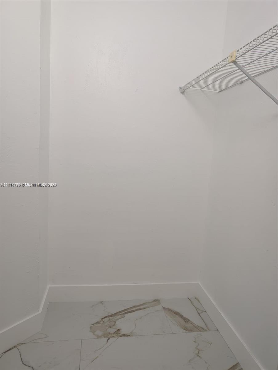 700 Southwest 113th Avenue Pembroke Pines, FL 33025 - Photo 25 of 27