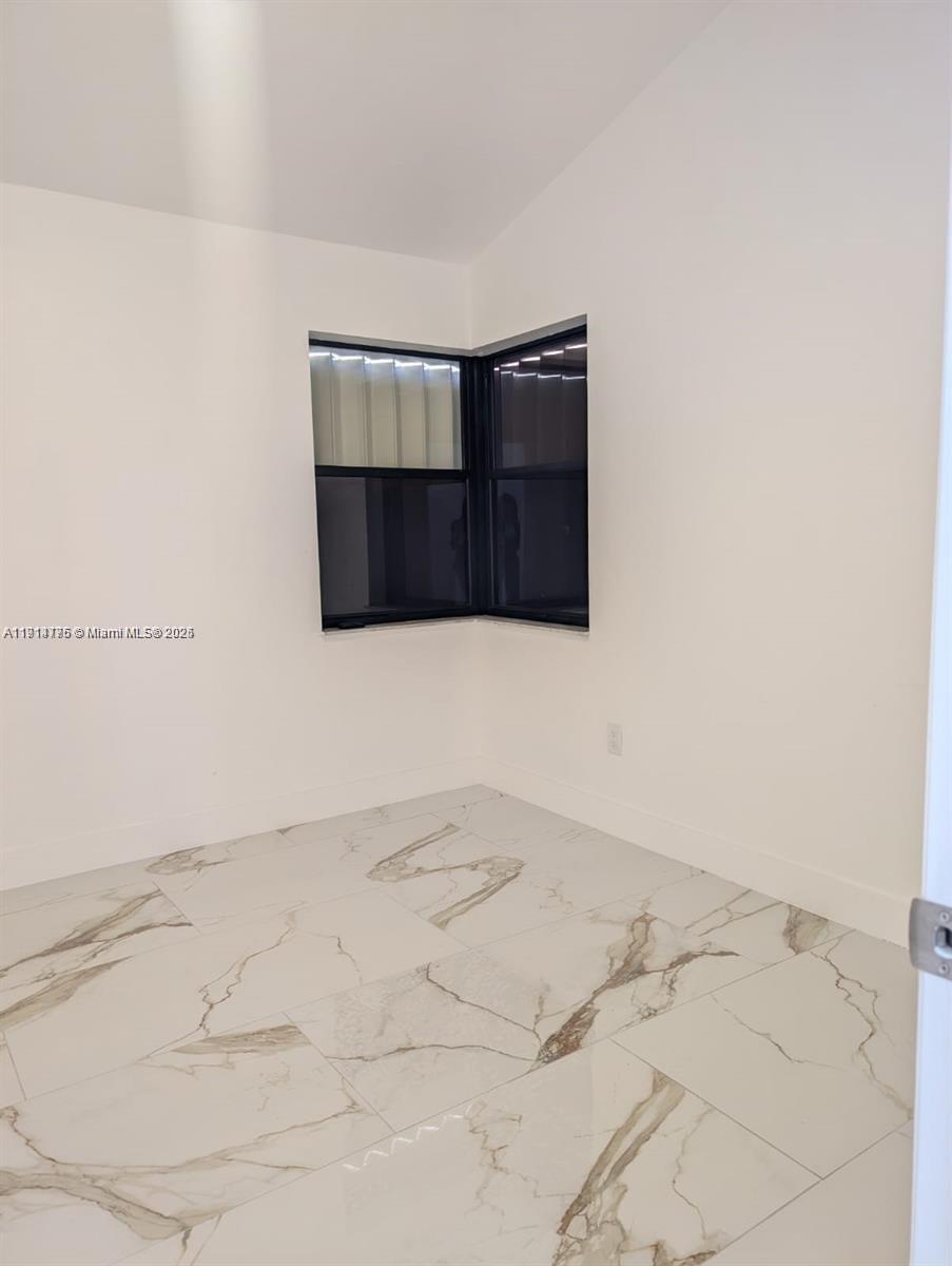 700 Southwest 113th Avenue Pembroke Pines, FL 33025 - Photo 26 of 27