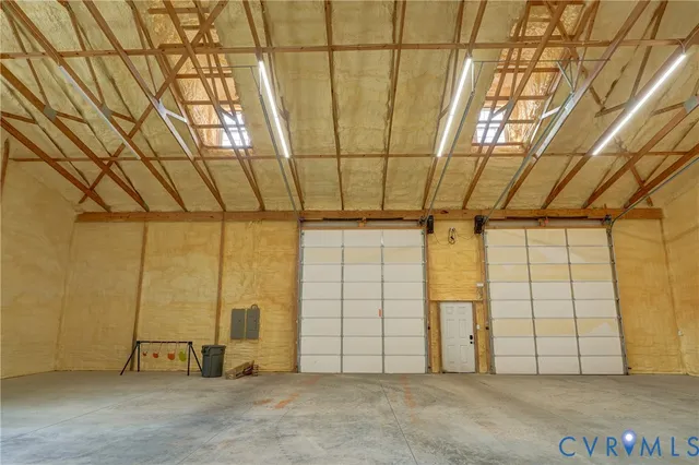 a view of a indoor garage