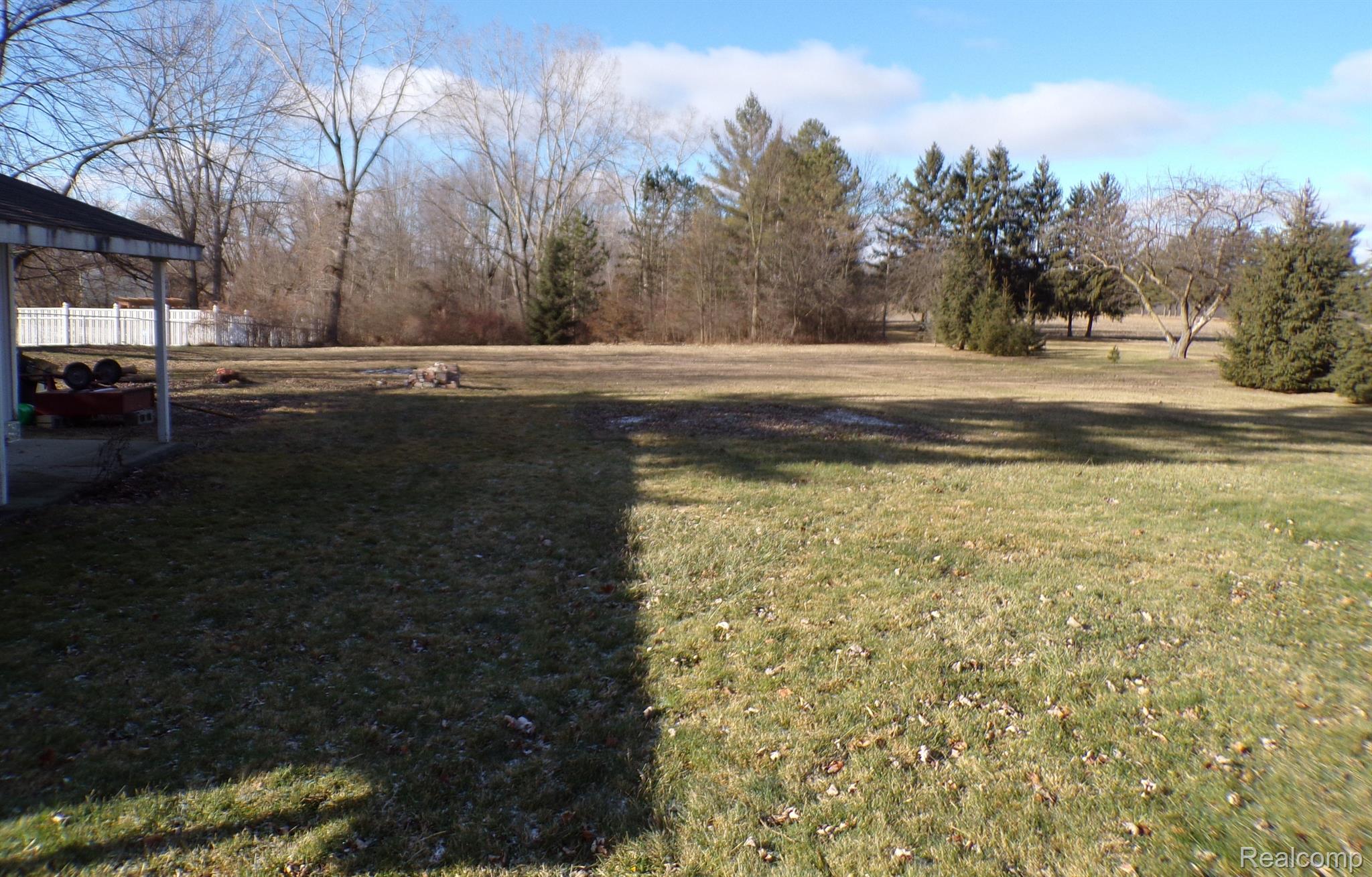 2464 South Irish Road Davison, MI 48423 - Photo 4 of 18 Gallery Image 4