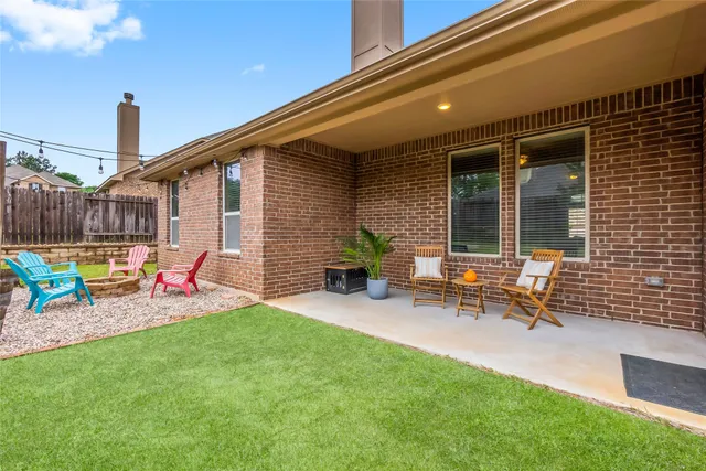 $2,500 | 1506 Judson Oak Drive, Conroe, TX 77384