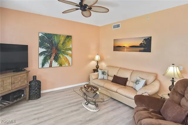 $319,900 | 8076 Queen Palm Lane, Unit 436, Fort Myers, FL 33966
