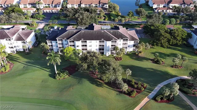 $319,900 | 8076 Queen Palm Lane, Unit 436, Fort Myers, FL 33966