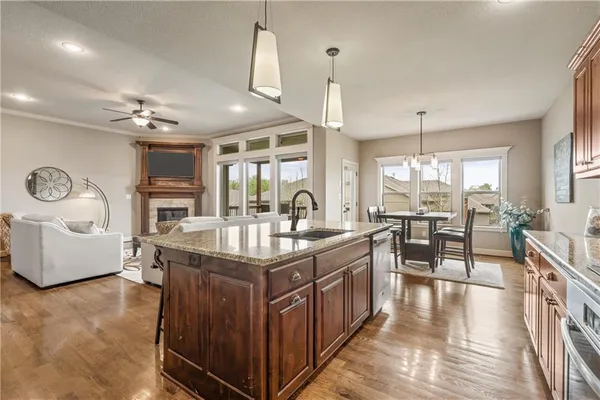 $539,000 | 1696 Northeast Parkwood Drive, Lee's Summit, MO 64064