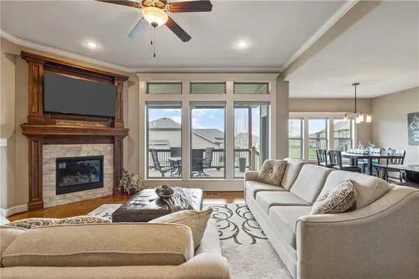 $539,000 | 1696 Northeast Parkwood Drive, Lee's Summit, MO 64064