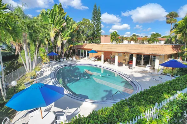 $1,800 | 9 Northeast 19th Court, Unit 111C, Wilton Manors, FL 33305