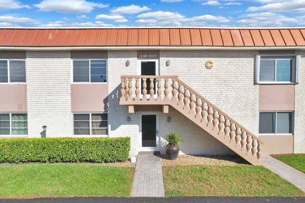 $1,800 | 9 Northeast 19th Court, Unit 111C, Wilton Manors, FL 33305