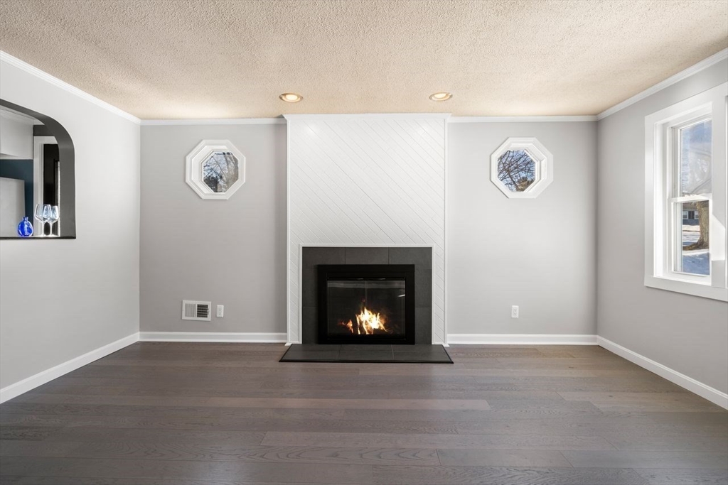 87 Hilldale Road Ashland, MA 01721 - Photo 6 of 19