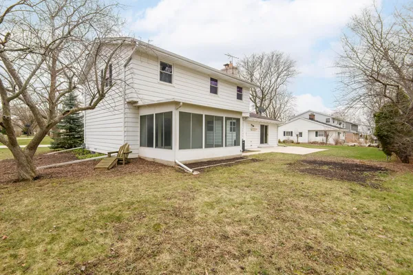 $599,900 | 21300 Astolat Drive, Brookfield, WI 53045