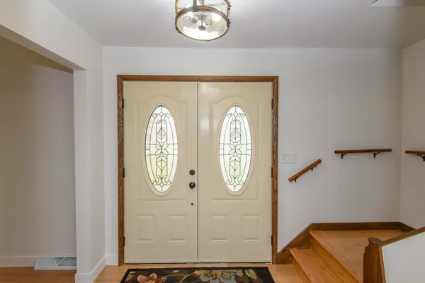 $599,900 | 21300 Astolat Drive, Brookfield, WI 53045