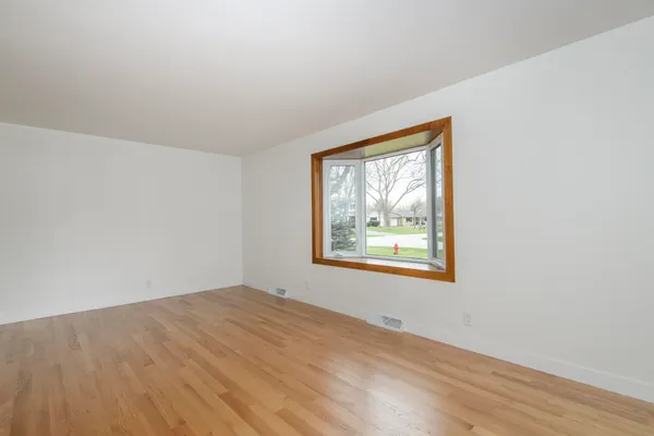 $599,900 | 21300 Astolat Drive, Brookfield, WI 53045