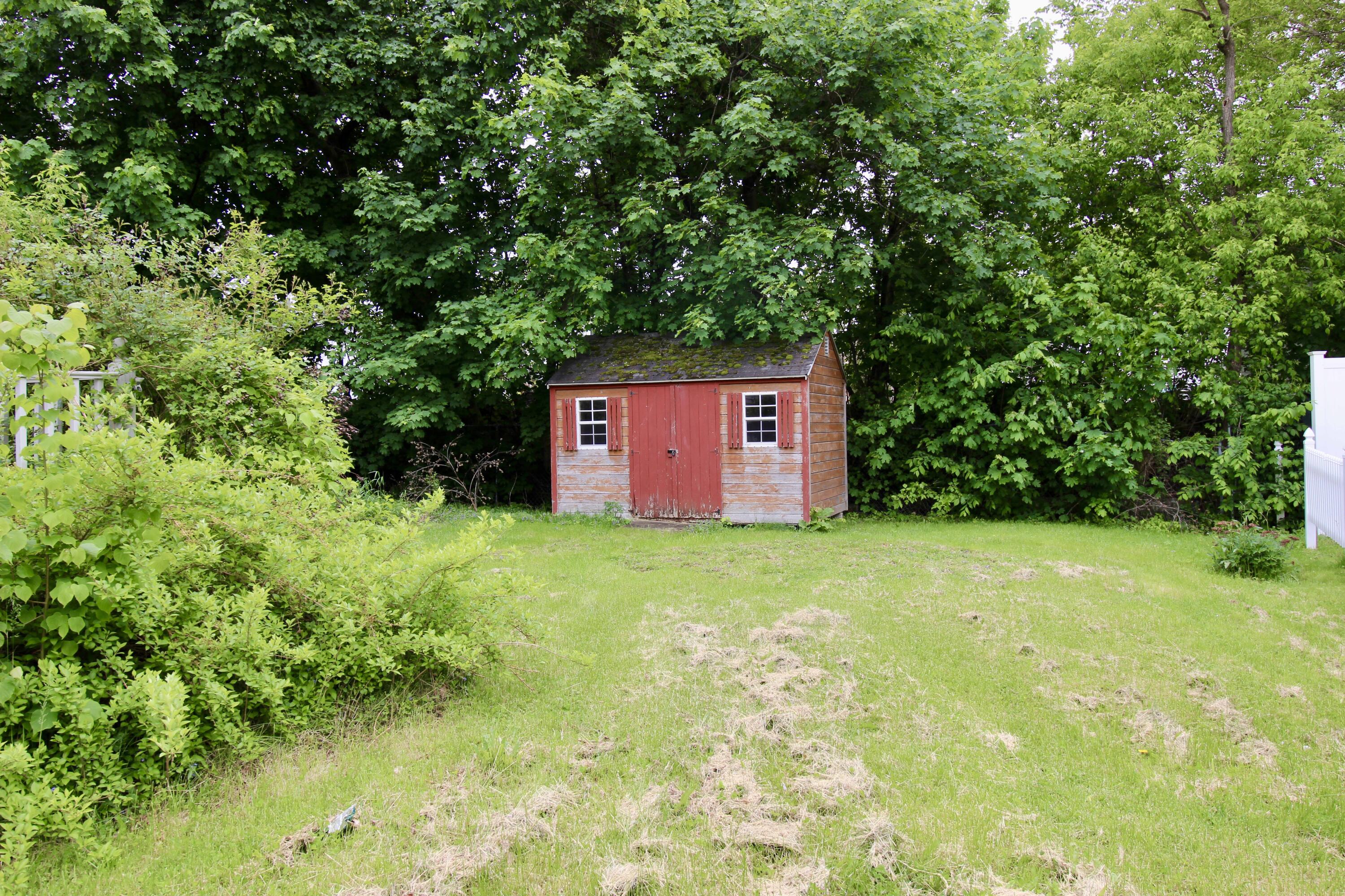 255 Sabattus Street Lewiston, ME 04240 - Photo 37 of 40 IMG_8247