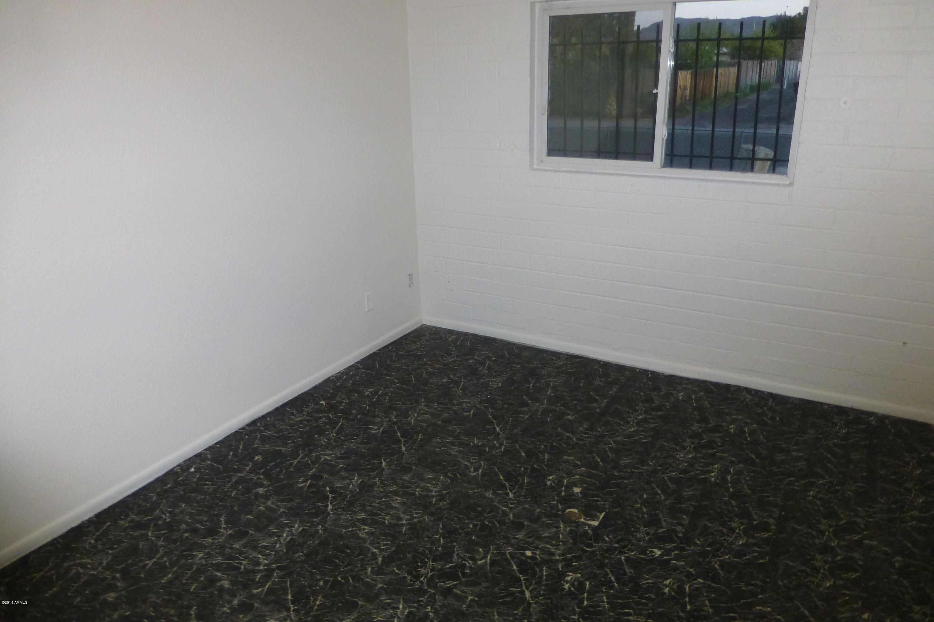 1642 West Darrel Road Phoenix, AZ 85041 - Photo 19 of 20 1642 W Darrel 14