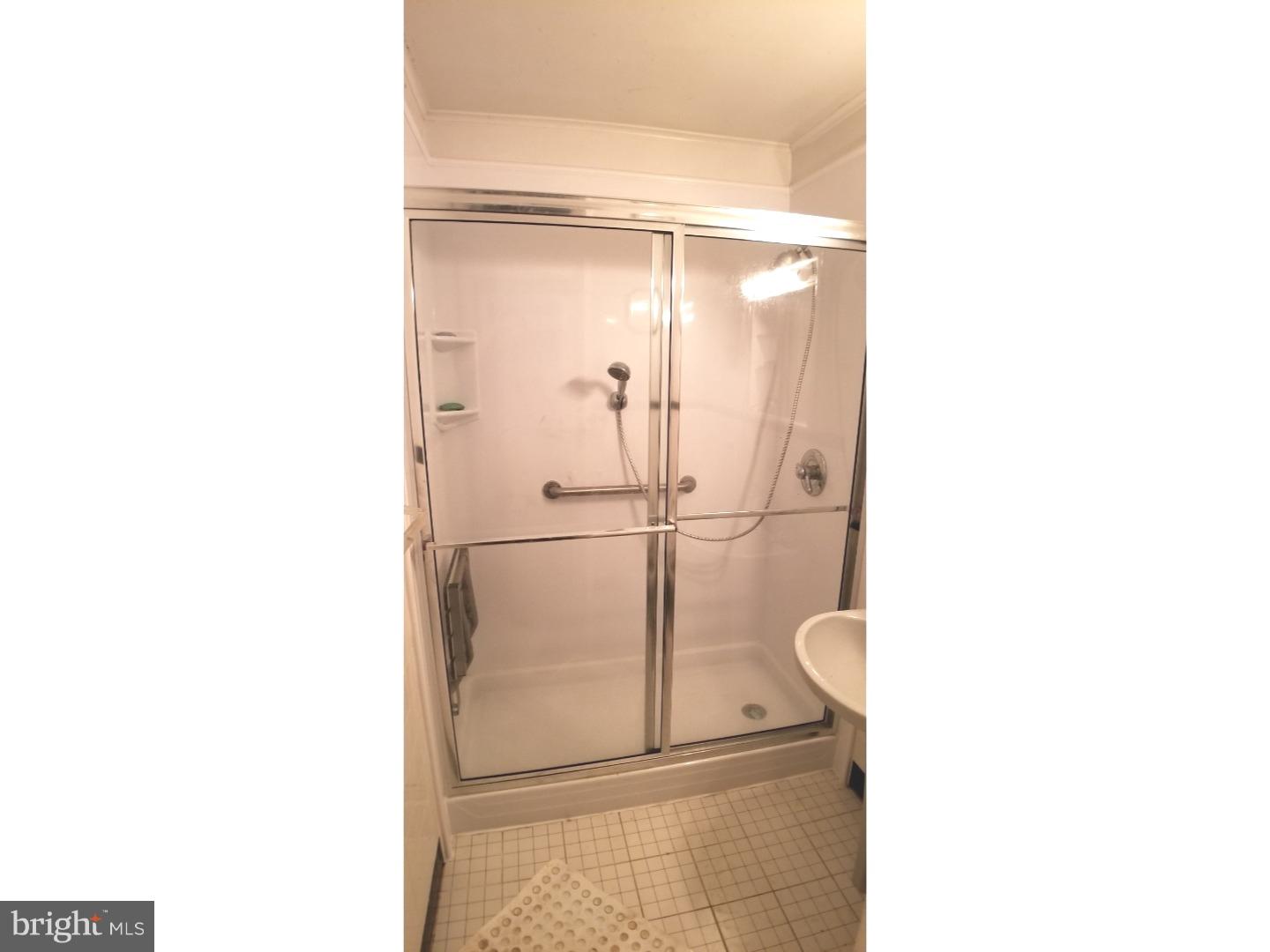 10 Benton Road Trenton, NJ 08610 - Photo 6 of 11 Bathroom