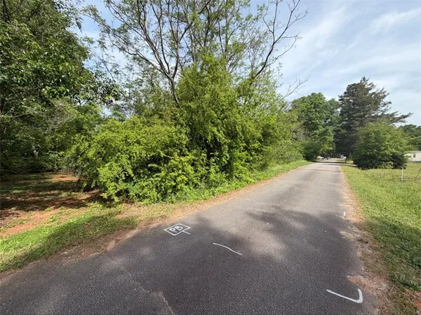 $48,000 | 102 Sioux Street, Laurens, SC 29360
