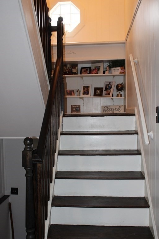 49 Old North Road Hudson, MA 01749 - Photo 17 of 28 Gallery Image 17