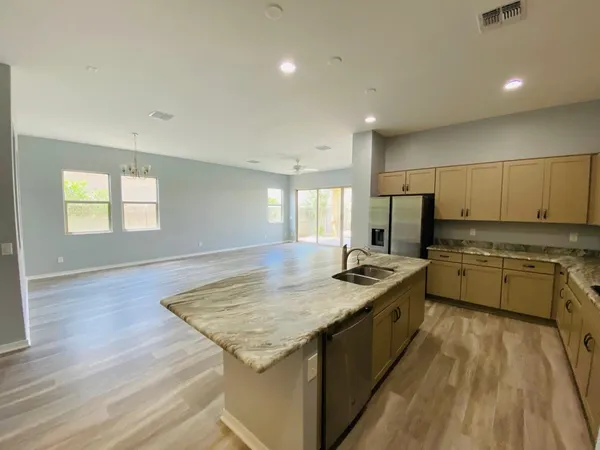 $2,500 | 2828 Patagonia Court, San Tan Valley, AZ 85144