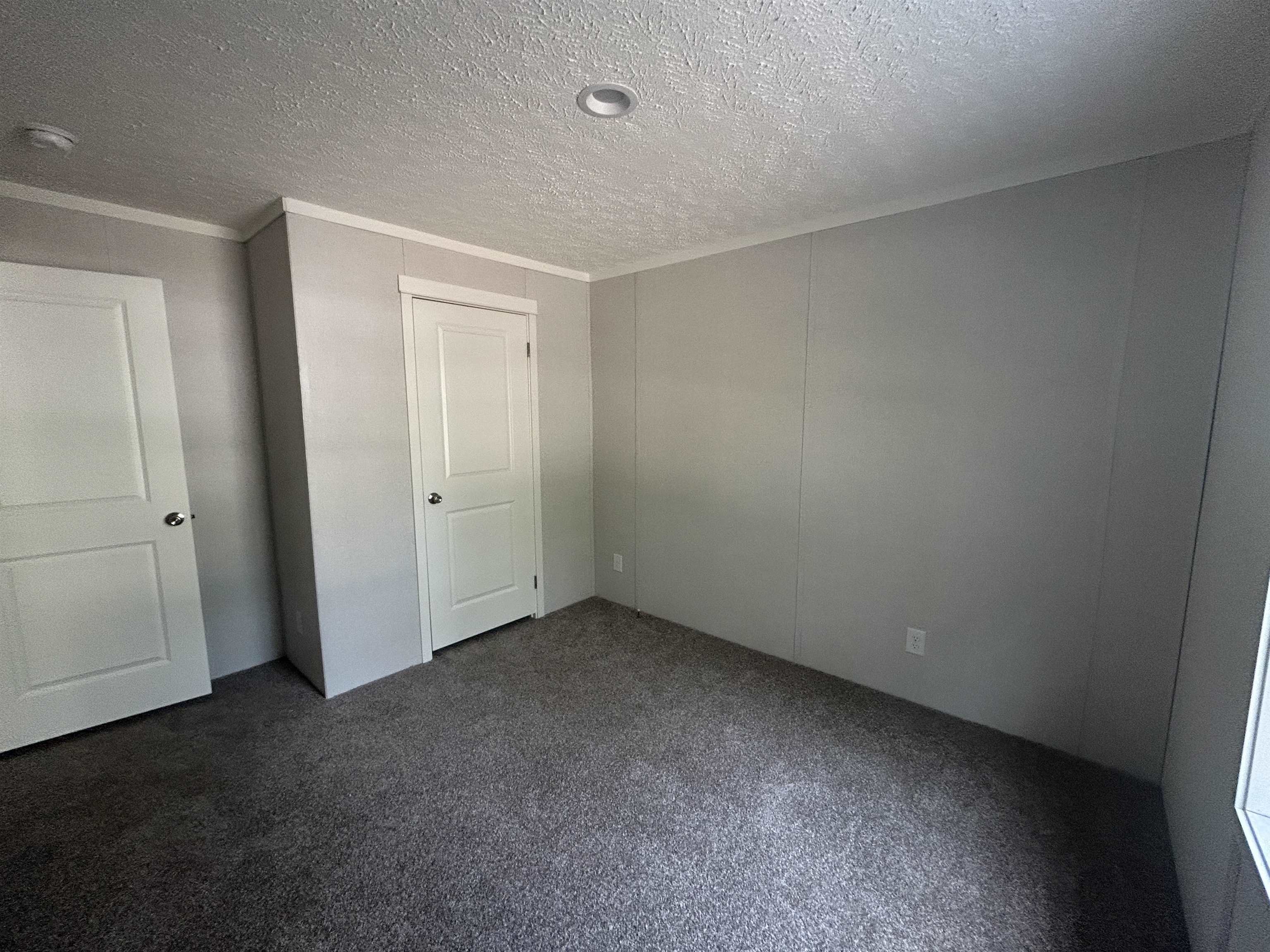 137 Salmon Falls Road Rochester, NH 03868 - Photo 17 of 31 Gallery Image 17