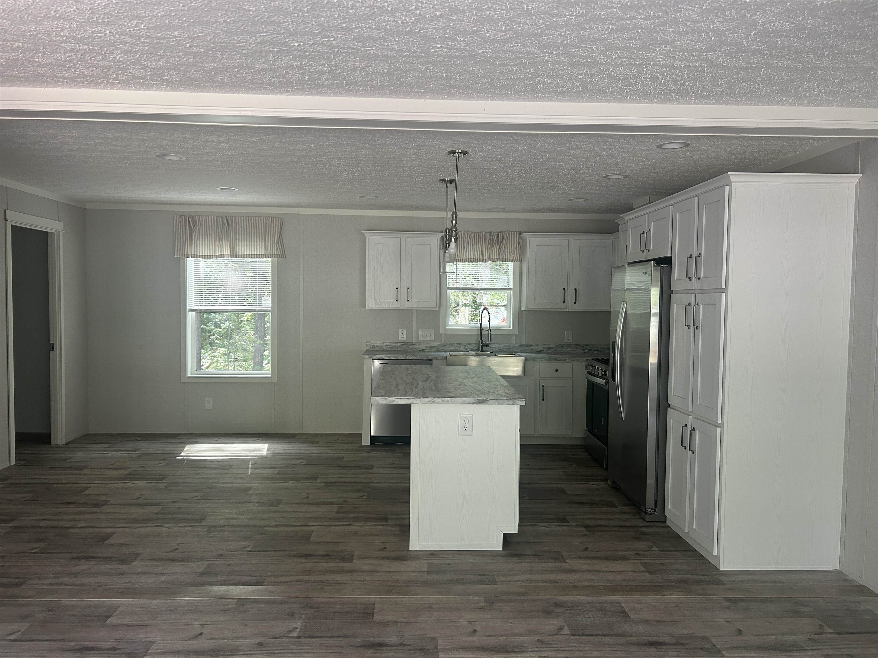 137 Salmon Falls Road Rochester, NH 03868 - Photo 7 of 31 Gallery Image 7