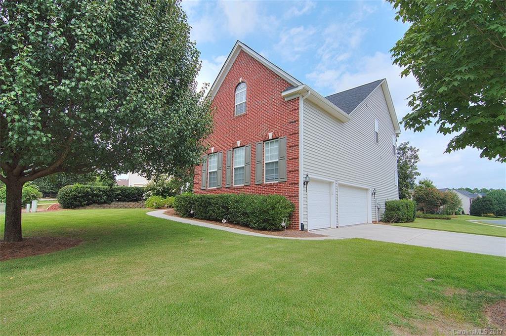 221 Choate Avenue Fort Mill, SC 29708 - Photo 2 of 24 a front view of house with yard and green space