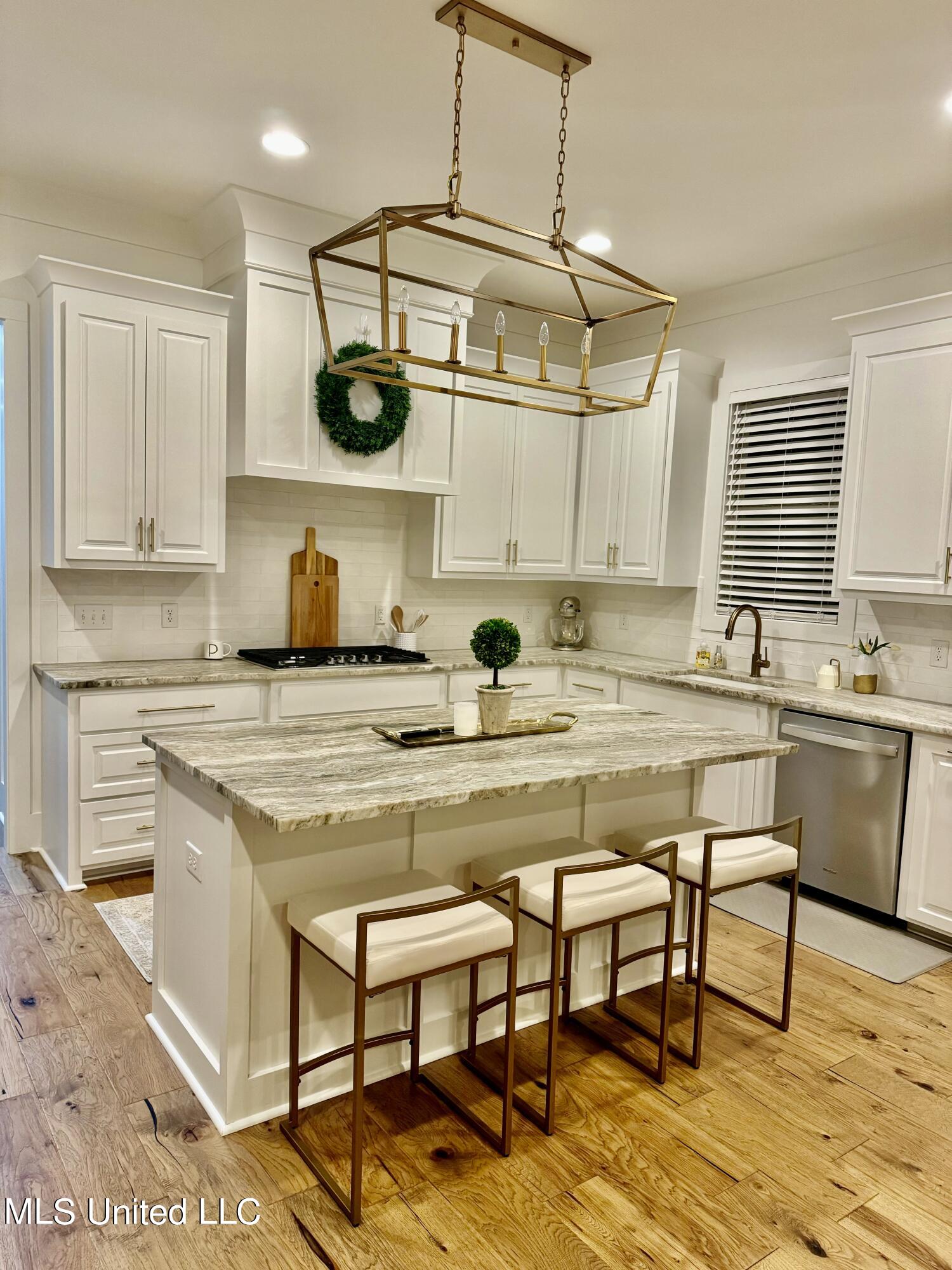 102 First Colony Boulevard Madison, MS 39110 - Photo 12 of 68 Kitchen