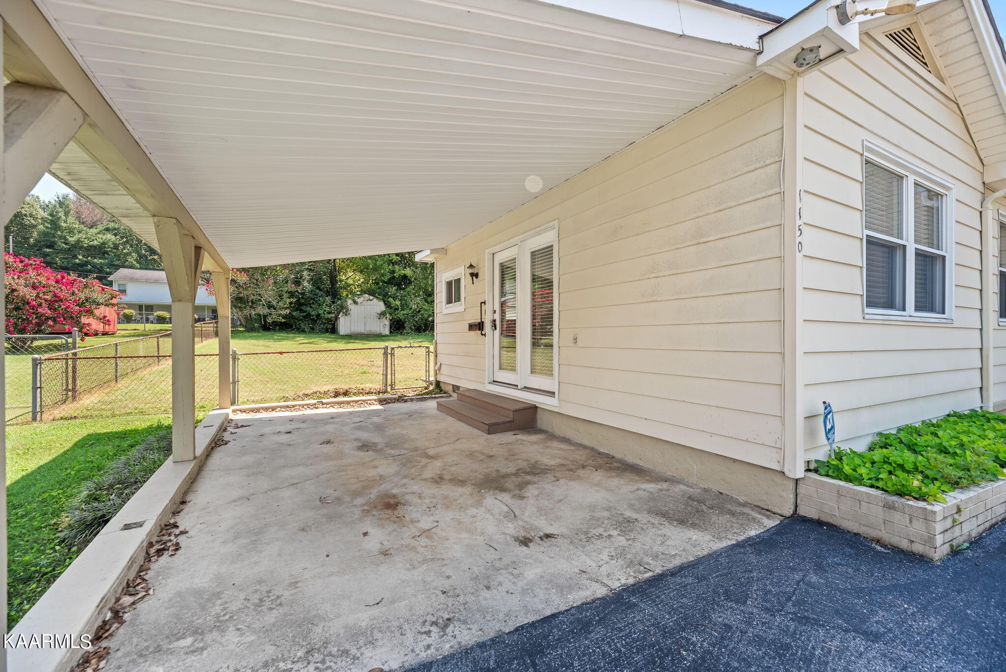 1150 Mayflower Road Kingston, TN 37763 - Photo 7 of 29 Gallery Image 7