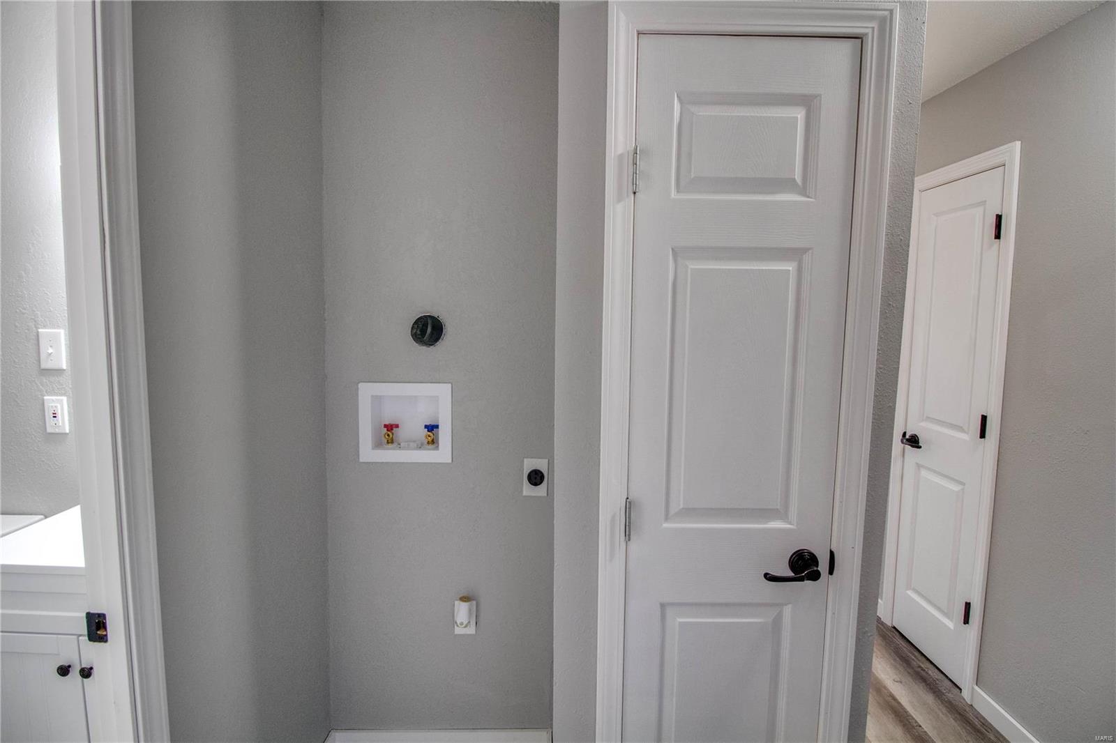 236 Virginia Street Brighton, IL 62012 - Photo 23 of 32 Gallery Image 23