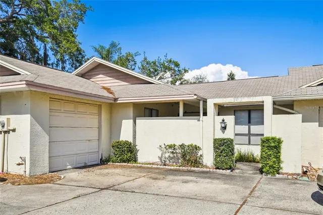 $290,000 | 103 Lakeside Colony Drive, Tarpon Springs, FL 34689