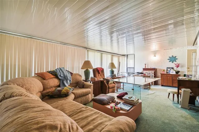 $290,000 | 103 Lakeside Colony Drive, Tarpon Springs, FL 34689