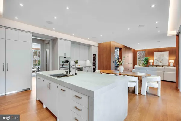 $5,750,000 | 7029 Longwood Drive, Bethesda, MD 20817