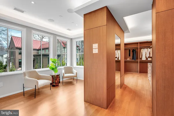 $5,750,000 | 7029 Longwood Drive, Bethesda, MD 20817