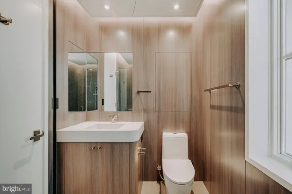 $5,750,000 | 7029 Longwood Drive, Bethesda, MD 20817