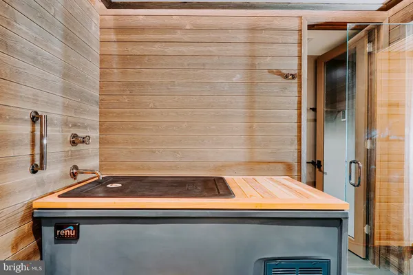 $5,750,000 | 7029 Longwood Drive, Bethesda, MD 20817