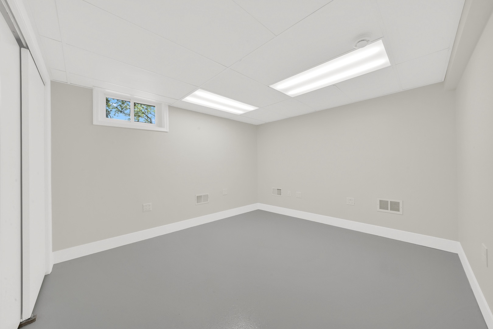 122 West Tower Road Barrington, IL 60010 - Photo 25 of 36 Gallery Image 25