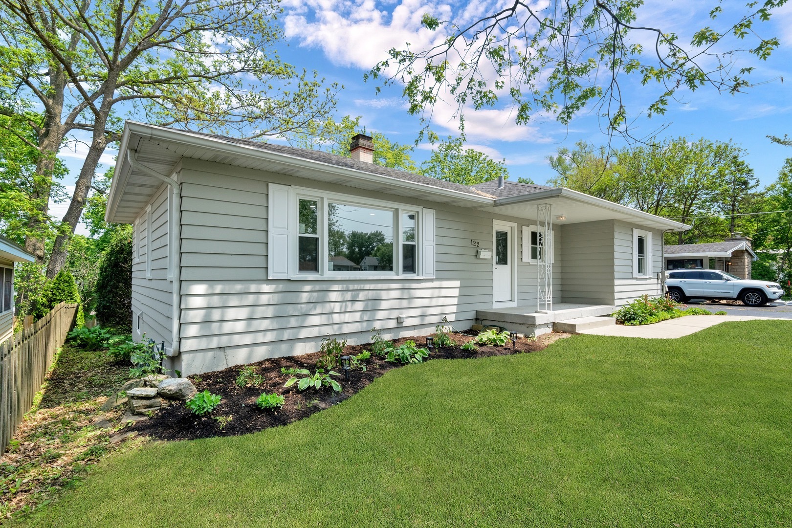 122 West Tower Road Barrington, IL 60010 - Photo 3 of 36 Gallery Image 3