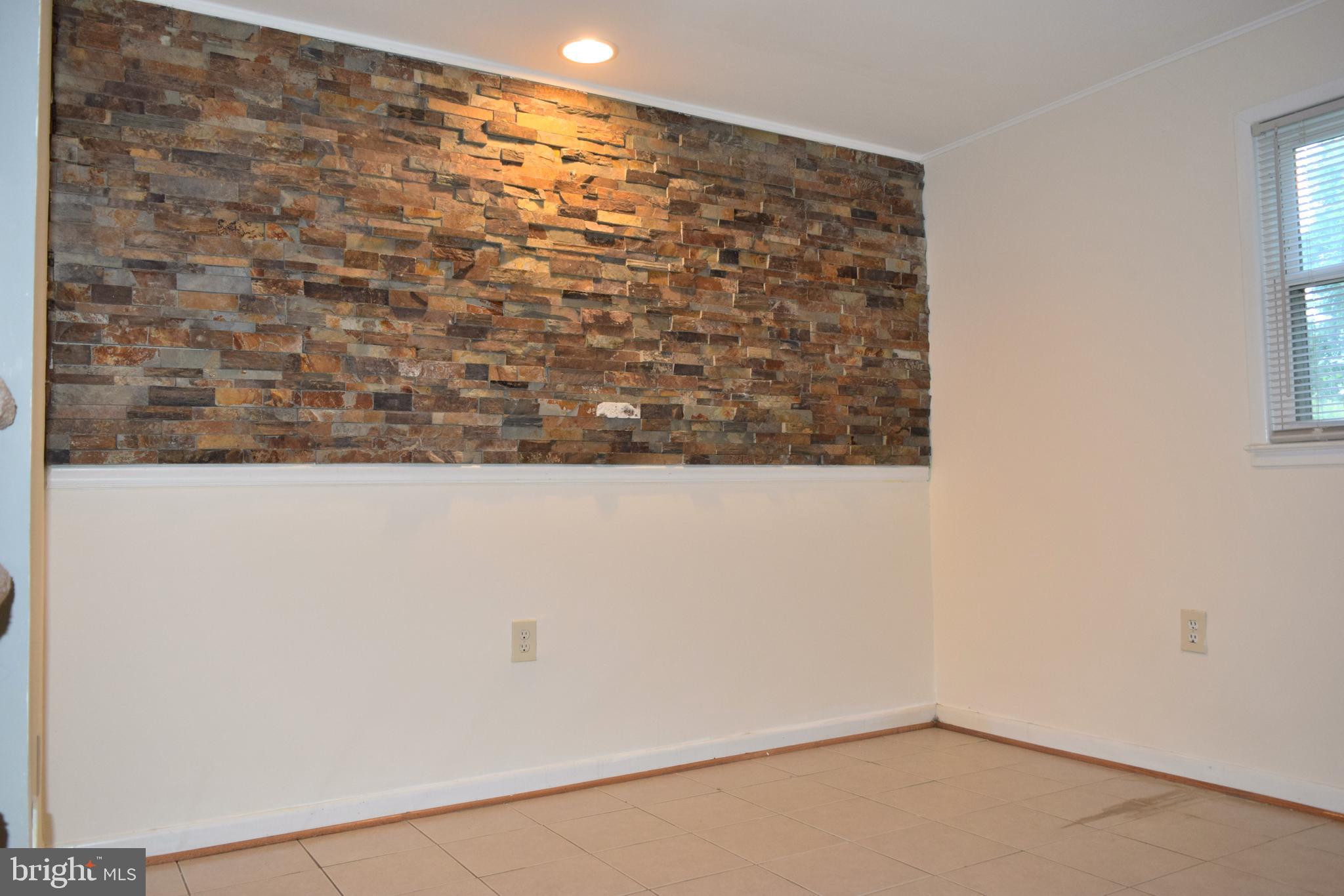 4312 Granby Road Woodbridge, VA 22193 - Photo 12 of 23 Gallery Image 12