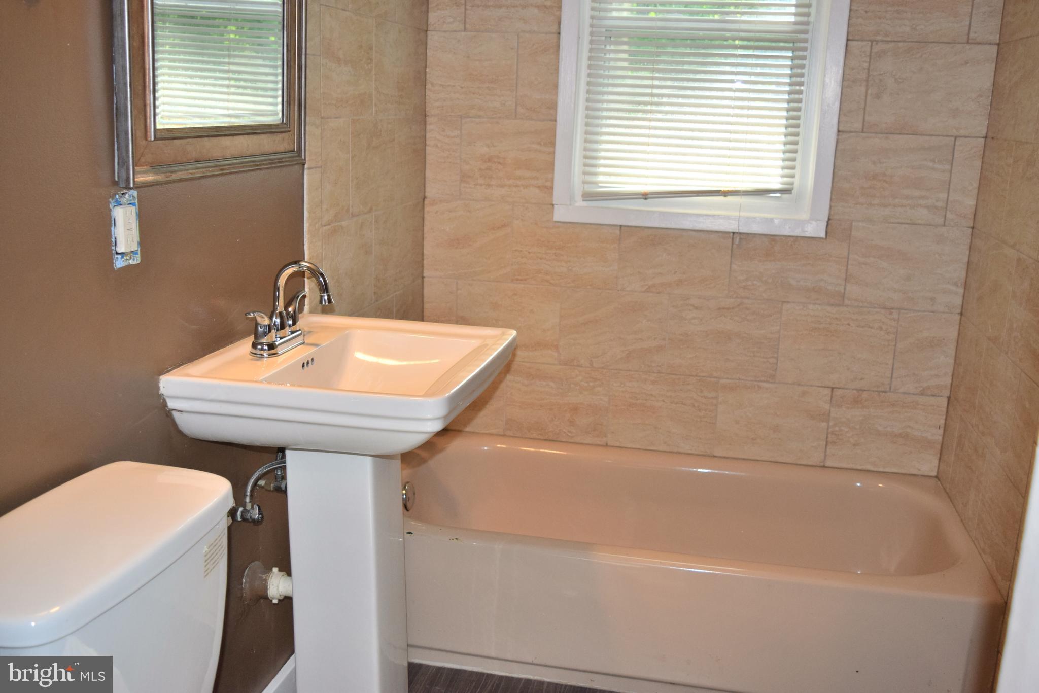 4312 Granby Road Woodbridge, VA 22193 - Photo 15 of 23 Gallery Image 15