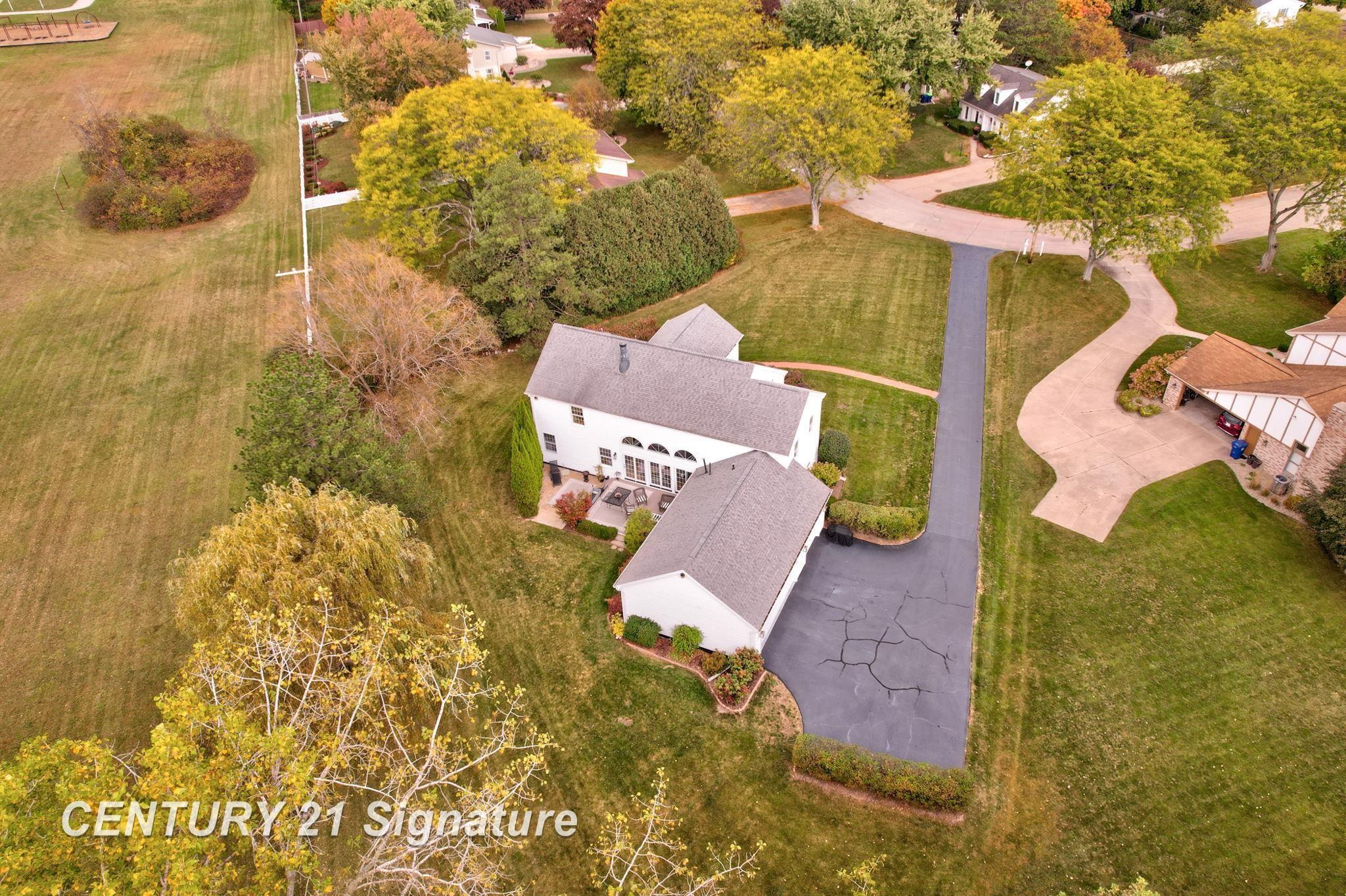 900 Stoneham Road Saginaw, MI 48638 - Photo 55 of 66 50191814-4700c5c3-41d9-460b-ba5a-5b702c7bd4c3.JPG
